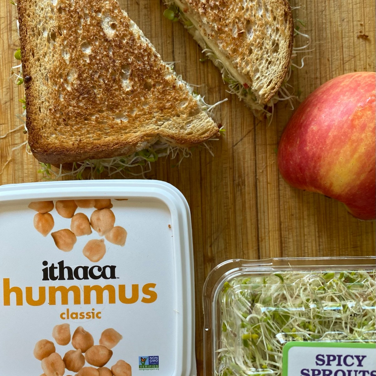 Basic Vegan Hummus&nbsp;Sandwich