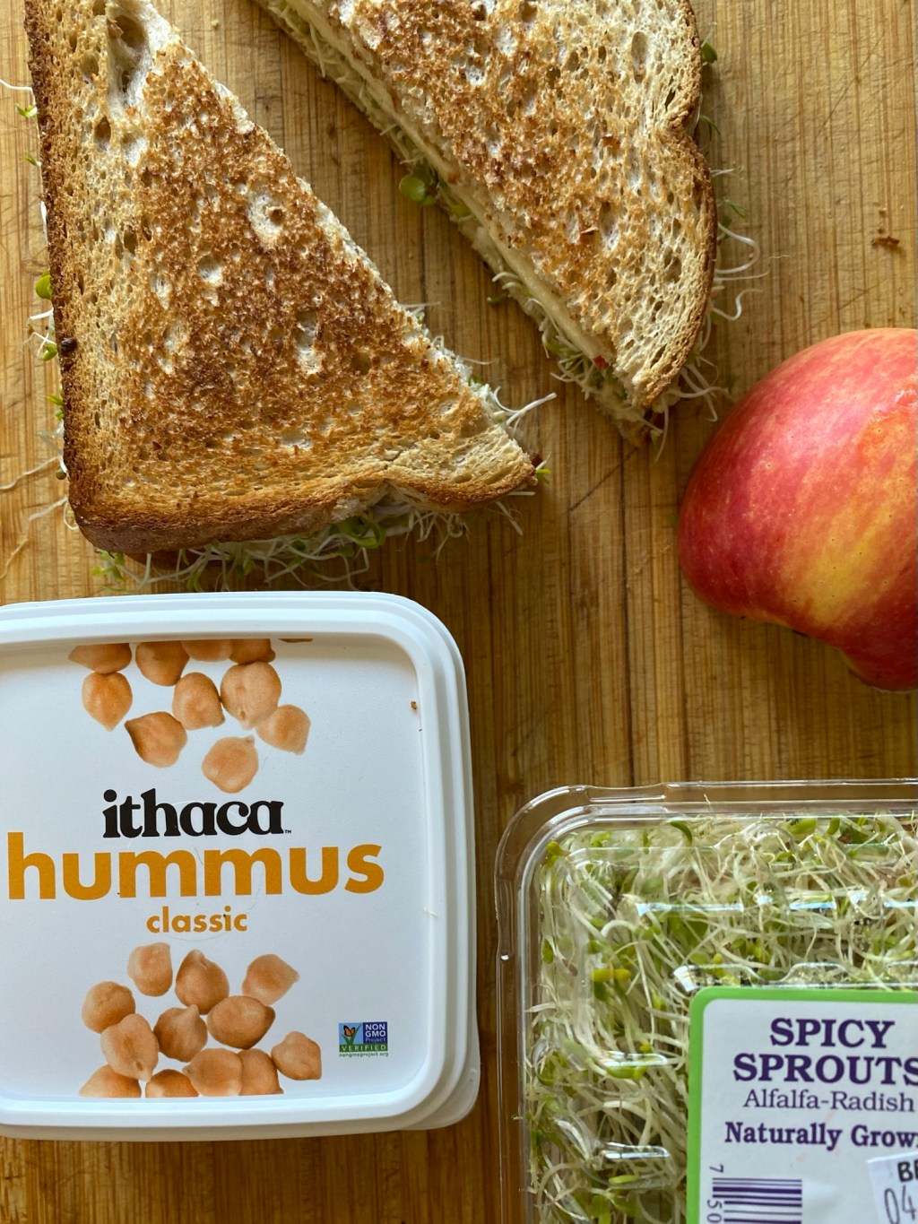 Basic Vegan Hummus&nbsp;Sandwich
