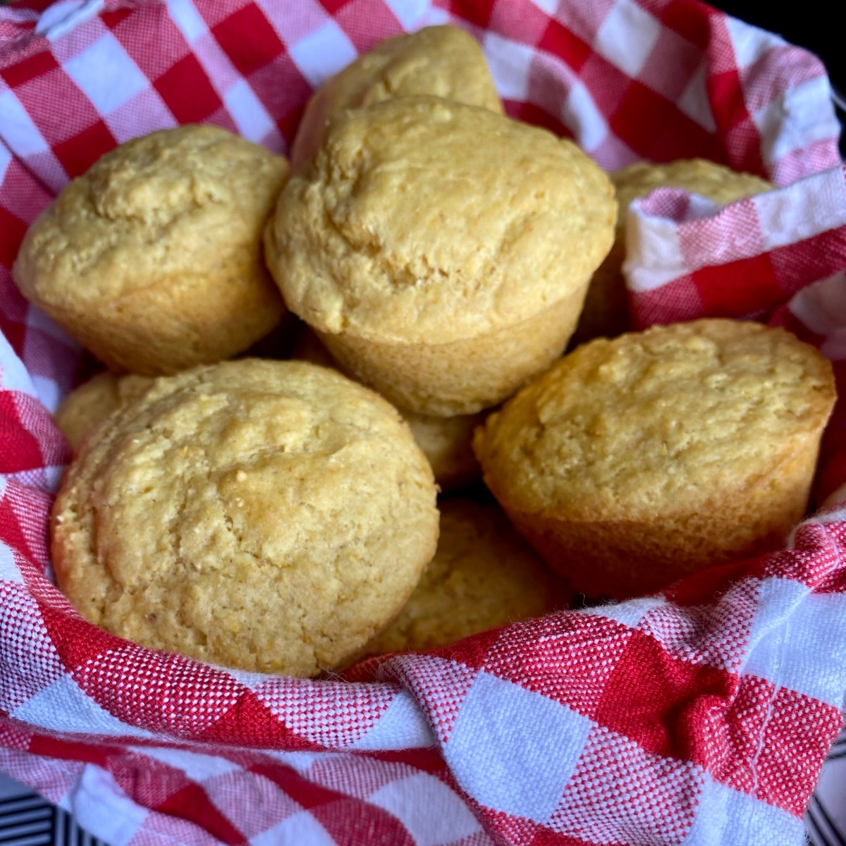 Basic Vegan Skillet Cornbread (or Corn&nbsp;Muffins)